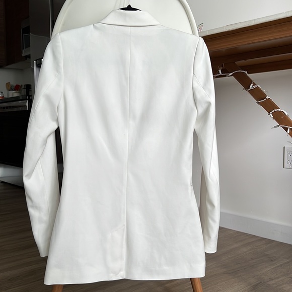 H&M White Blazer. Size 4. - Picture 9 of 11